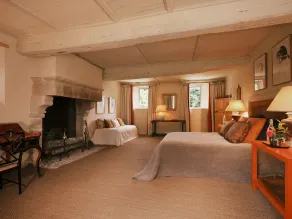 Historical cottage at the château d'Hémevez - Image 4