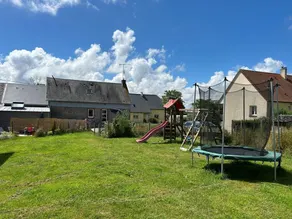 House with enclosed garden, wooden terrace, family friendly - Image 3