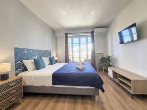 Nestor&Jeeves - PALAIS HISPANIA - Top floor apartment - Image 5