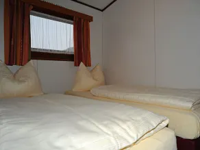 Chalet in Gerolstein Near Forest Trails - Image 4