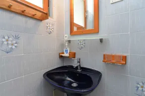 Holiday apartment with a/c - Image 3