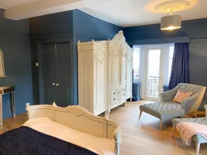 Large Boutique house set in own grounds - Image 4