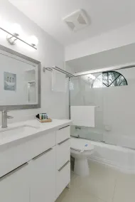 Home Near Hollywood Beach/ Backyard Oasis w/ Heated Pool - Image 4