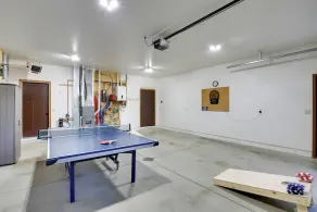Game Room + Views: Family Retreat on Silver Lake - Image 4