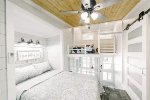 Tiny Home A at Red Oak Valley - Image 3