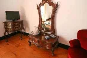 King Size Suite - Trees - Image 5
