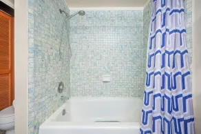 Waikomo Stream Villas - 4 BR, 2 Units - Image 3