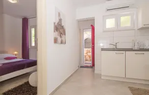 Gorgeous home in Dingac-Potocine - Image 4