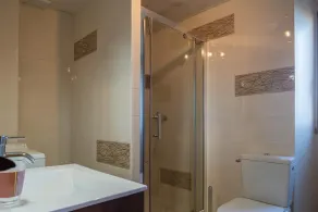House - Image 3