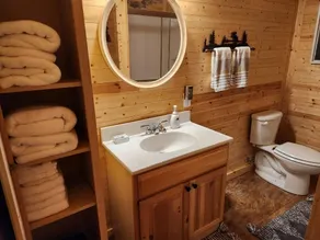 Spacious and Charming 3BR 3BA 2 Story Log Home, Canoe, Kayaks Included - Image 4