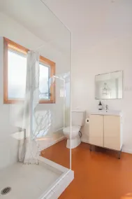 Lakefront Beach House - Image 3