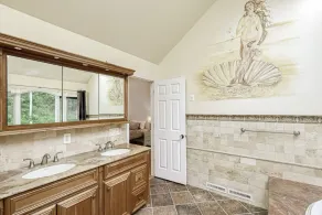 Private Home In The Hills of Pomona - Image 3