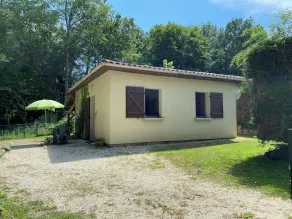 1 Bedroom Private vacation home in Saint-Julien-de-Lampon - Image 4