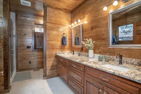 Lake Oconee Lake Front Cabin+Private Dock+Fire Pit+Fireplace+AMAZING VIEWS! - Image 4