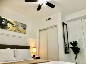 Private 1BR Suite w Full Kitchen & Laundry - Image 5