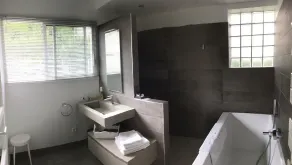 Luksus villa med swimmingpool i Menton - Image 4