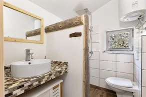 Maison de vacances 'Blockhütte' avec terrasse privée et jardin privé - Image 4