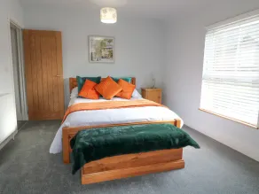 CORNER HOUSE COTTAGE, pet friendly in Ilkeston - Image 4