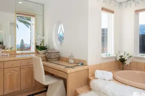 Stradella Spanish - 3B Contemporary Mediterranean Resort-Style in Bel Air - Image 4