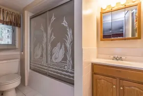 Oceanfront Condo directly across from Long Sand Beach - Image 2