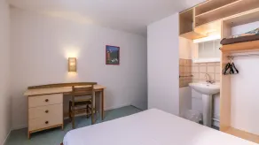 Spacious Alpine Triplex with Terrace - Image 5