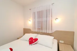 Seaside Apartments Hrka�� - Appartamento Comfort con 1 Camera da Letto con Terrazza e Vista Mare 1 - Image 5