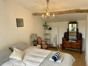 Pomegranate Gite Sleeps 4 with Pool - Image 4