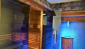 Holiday Apartment \"Weiße Zinne\" with Shared Whirlpool & Garden - Image 3