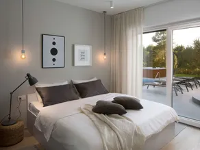 Beautiful private villa with private pool, A/C, hot tub, WIFI, TV, terrace and pets allowed - Image 5
