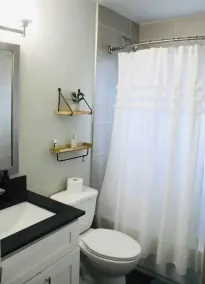 Cozy Flat with a Taste of Luxury in the ❤️ of ATL - Image 4