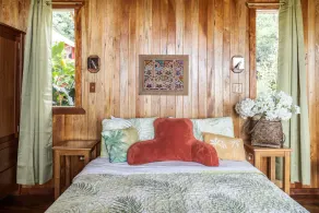 Cabin Two at The Villa Gauguin Luxury Oasis - Image 3