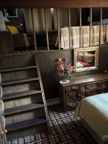 Near Yellowstone, this Cabin will throw you back in time! - Image 5