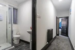 ★Newly Refurb★2 Bedroom ★Comfortable ★Spacious - Image 3