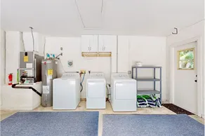 5611 Eastwood Dr - Image 3