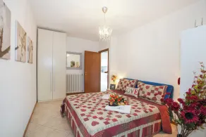 Vista d'Oro Ulivo Apt. 4, Perledo, Italy - Image 4