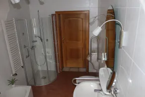Grande casetta in campagna - ideale per famiglie, escursionisti e ciclisti - Image 4