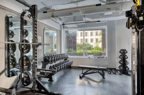 Quaint Union Square 1BR, Doorman + Gym, near NYU by Blueground - Image 5