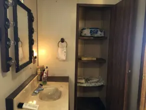 Pet friendly cabin 2 bedrooms  2 bathrooms - Image 3