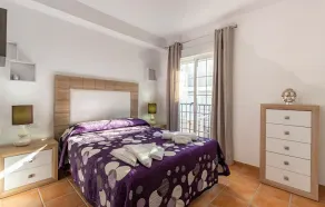 Awesome Apartment In Malaga With Wifi - Image 4