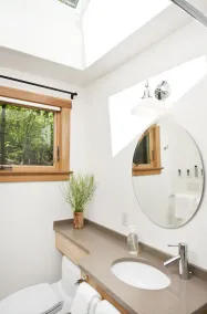 Bestbewertetes Luxus- / Romantik-Refugium mit Strom- und Bergblick: 5 Gehminuten zum Dorf! - Image 3