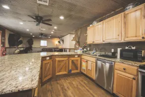 New Construction perfect for outdoor enthusiast centrally located - Image 5