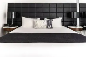 KOZYGURU | Chatswood | Luxury Studio | Walk to Chatswood Chase - Image 3