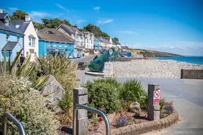Smugglers Cove - Short Walk to Beach - Image 2