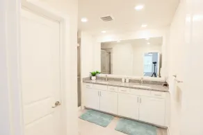 Newly Built Townhome Near Ocean City Beaches & Attractions - Image 4