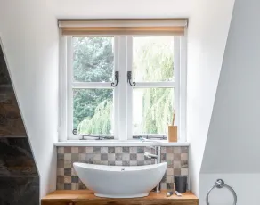 Oak Barn @ The Croft - Idyllic Luxury Barn Conversion near Knutsford, Cheshire. - Image 4