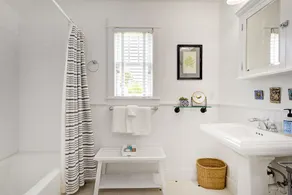 *NEW* Seabrook's Seas the Day: Dog Friendly! - Image 3