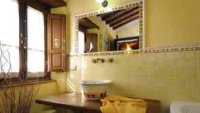 Villa con piscina privada, jardín y sauna - Image 2