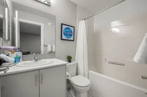 Extra Large House with AC, Banff Access, Sleep 12, BBQ, 4 Bedrooms & 2 Sleeper Sofa Beds - Image 3