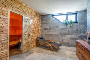 Modern, luxury nature villa with hot tub - Image 3