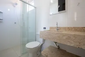 Rent Apartment 3 bedrooms w/ 1 suite - 680 - Image 2